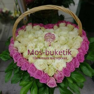 101 роза в корзине в виде Cердца