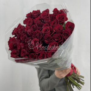 Букет из 49 эвкадорских метровых роз