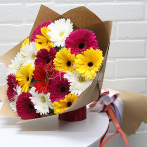 Букет из 23 герберов