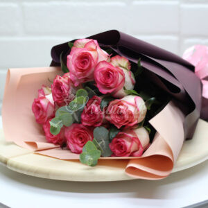 Букет из 9 роз Джумиля