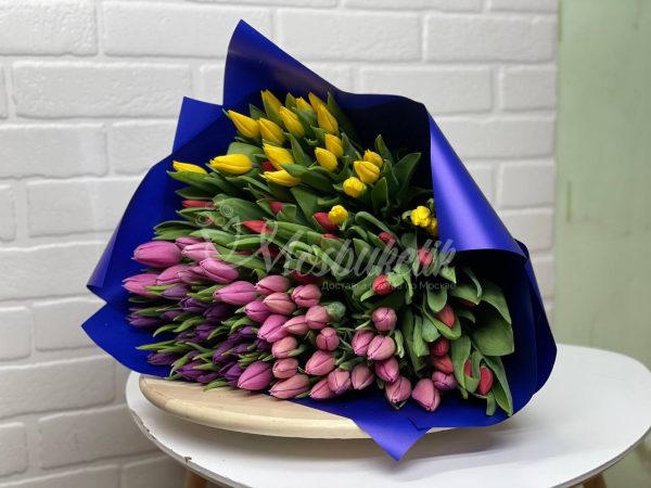 Букет из 101 микс тюльпанов — изображение 6