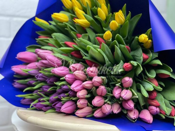 Букет из 101 микс тюльпанов — изображение 2