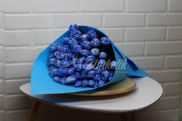 Букет из 51 синих тюльпанов — изображение 5