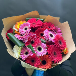 Авторский букет из 25шт гербер