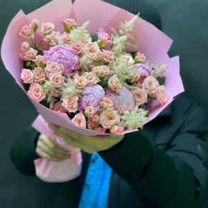 Авторский букет из пион