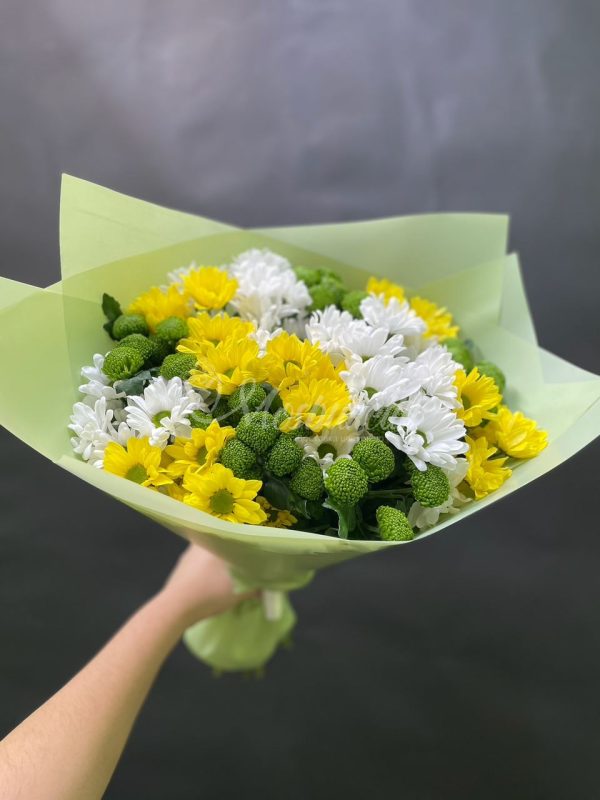 Букет из 15шт кустовых хризантем