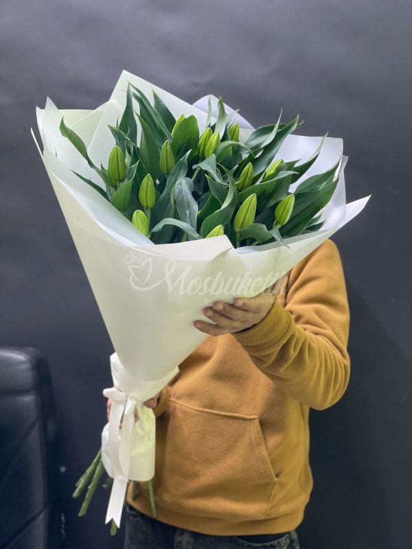 Букет из 9 Лилии