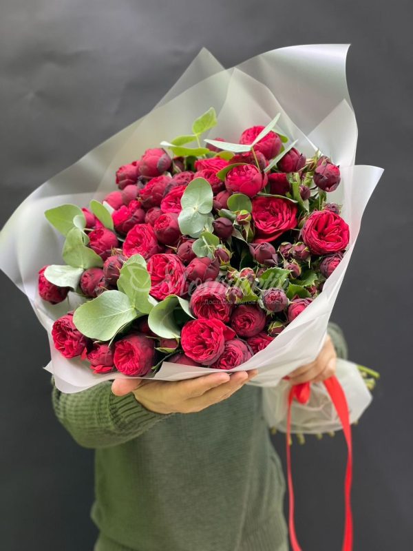 Букет из 19шт редпионо