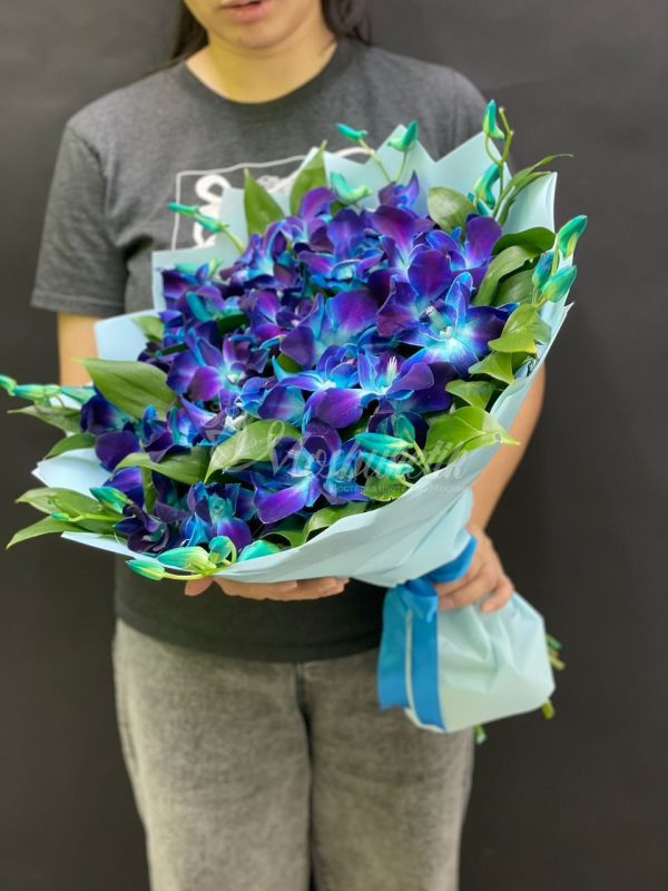 Букет из 21шт орхидеи