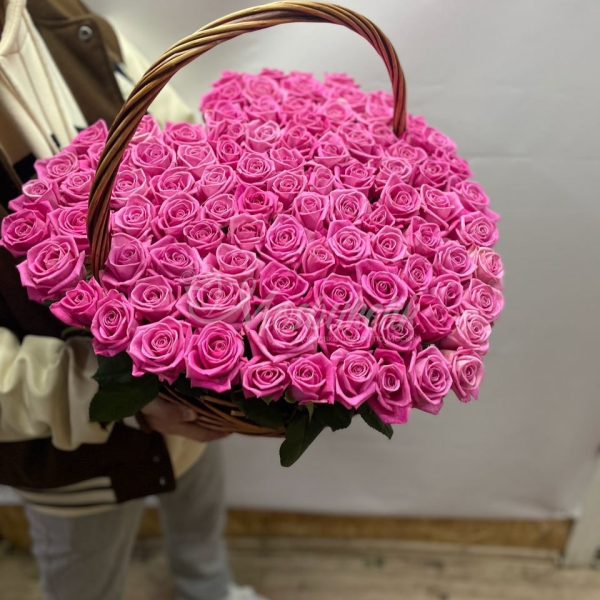 Букет из 101шт розы в корзине сердца