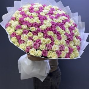 Букет из 151 микс роз 70 см