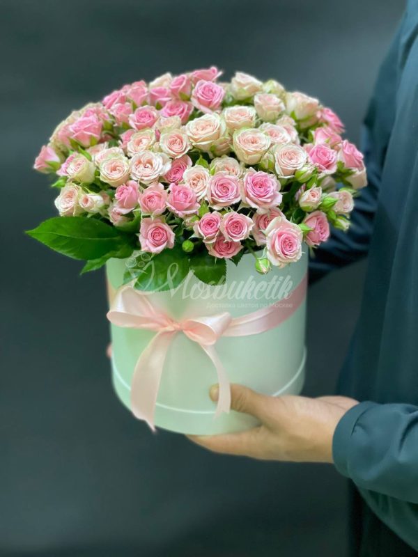 Букет из 19 шт кустовая роза