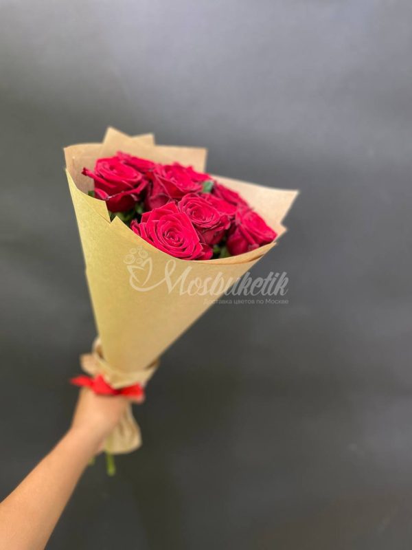 Букет из 9 красных роз