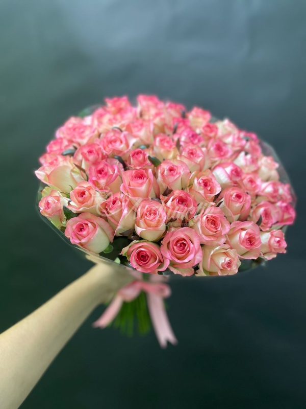 51 роз Джумилия