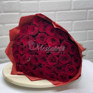 51 красных роз