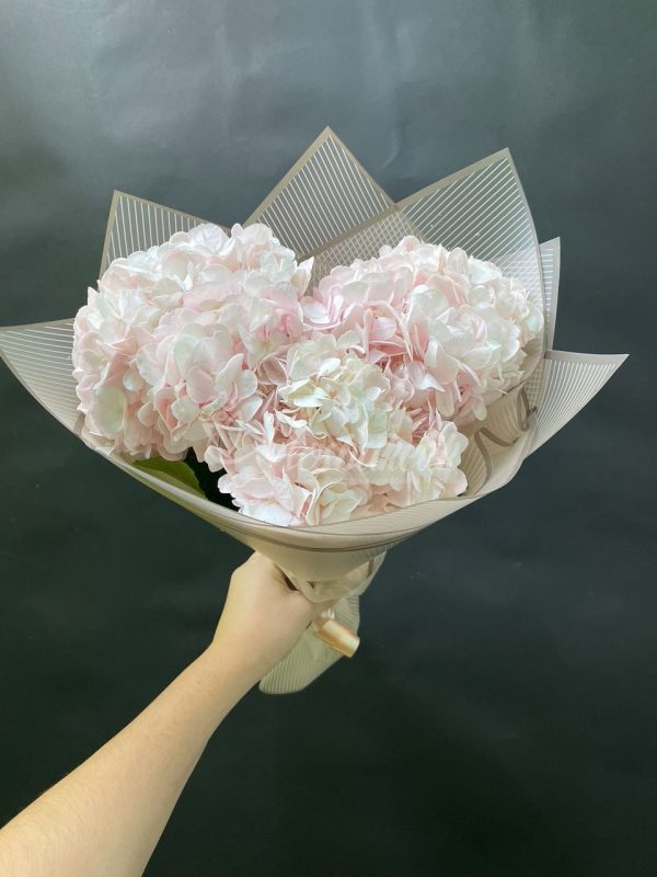 Букет из 3 гортензий