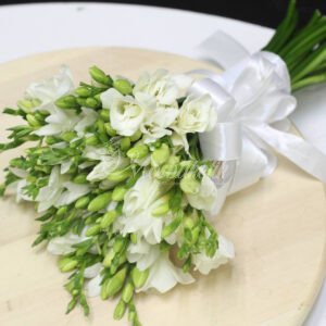 Букет невесты из фрезий