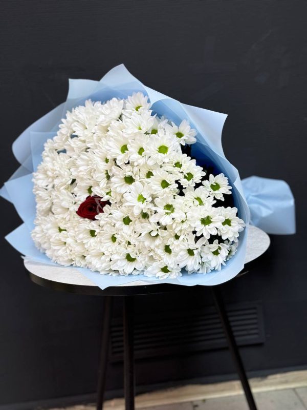 Букет из 19 кустовых хризантем — изображение 2