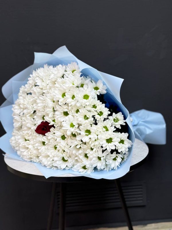 Букет из 19 кустовых хризантем — изображение 4