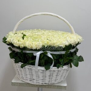 301 роза в корзине