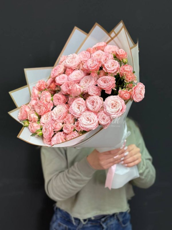 Букет из 9 пионовидных кустовых роз — изображение 5