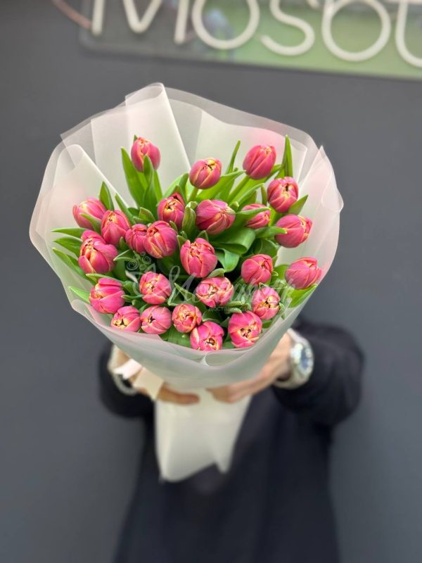 Букет из 25 пионовидных тюльпанов Каламбус — изображение 7