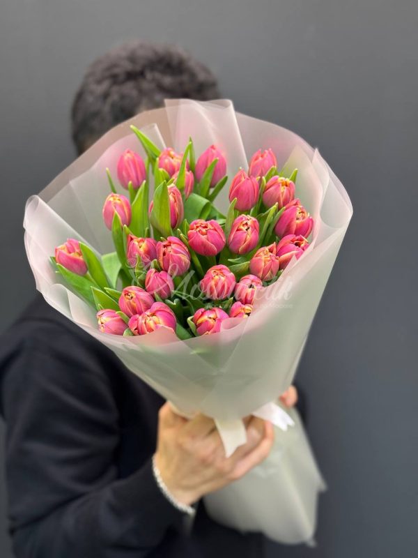 Букет из 25 пионовидных тюльпанов Каламбус — изображение 4