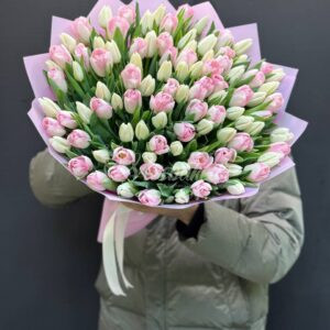 Букет из 101 тюльпанов