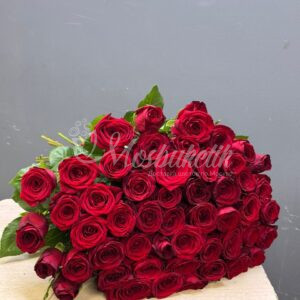 Букет из 51 красные розы 70 см